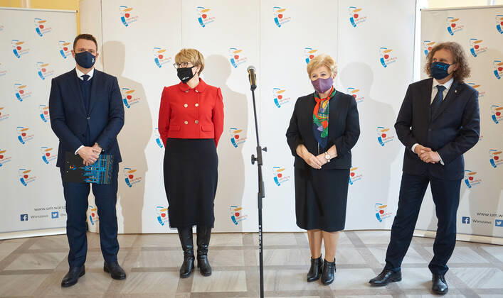 January 15, 2021, Warsaw, Mazovian, Poland: Press Conference On The Government s Planned Takeover Of Local Government Hospitals..in the picture: RAFAL TRZASKOWSKI,ELZBIETA POLAK,ELZBIETA LANC,JACEK KARNOWSKI Warsaw Poland - ZUMAm332 20210115_zip_m332_003 Copyright: xHubertxMathisx