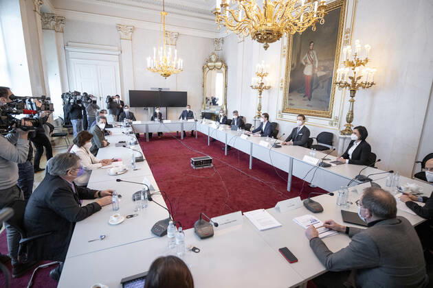 Runder Tisch Bundeskanzleramt Wien: Treffen mit den Sozialpartnern