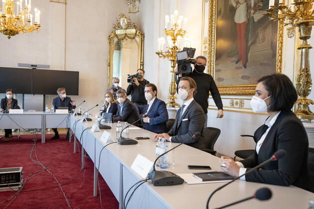 Runder Tisch Bundeskanzleramt Wien: Treffen mit den Sozialpartnern