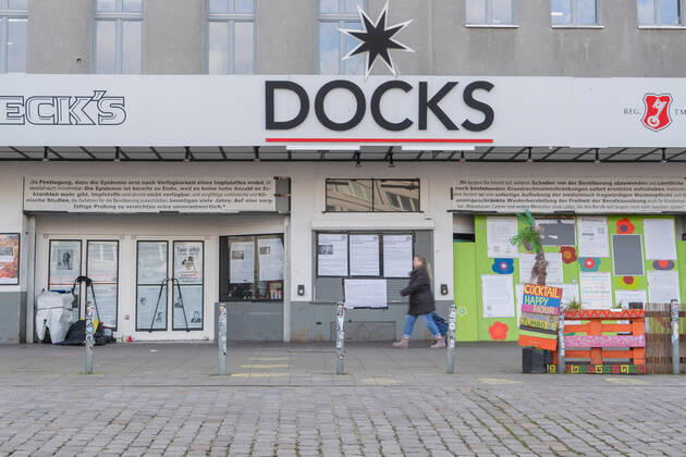 Geschlossene Gastronomie während des Corona-Lockdowns im Janaur 2021 im Stadtteil Hamburg St. Pauli - Musik-Club Docks auf der Hamburger Reeperbahn;Geschlossene Gastronomie während des Corona-Lockdowns im Janaur 2021 im Stadtteil Hamburg St. Pauli -, Hamburg Hamburg Deutschland St. Pauli