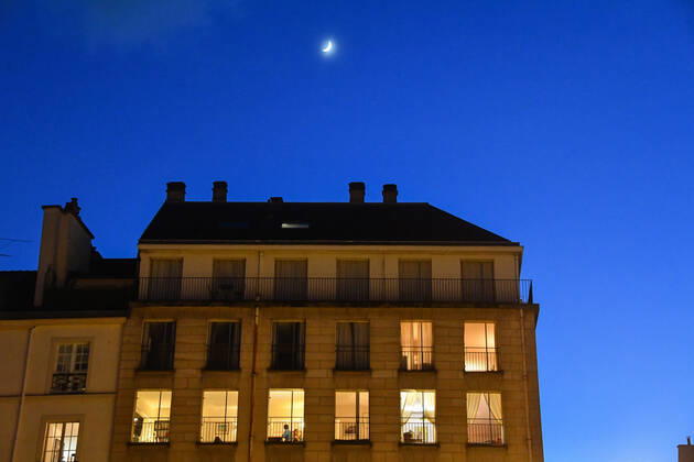 Couvre feu avance a 18h - Paris Â· France NEWS : Couvre feu avance a 18h - Paris - 17 01 2021 LionelUrman Panoramic 