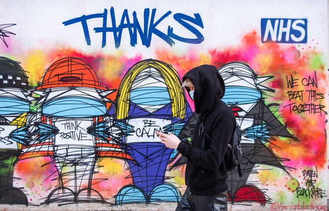 News Bilder des Tages January 17, 2021, London, United Kingdom: A Thanks NHS graffiti seen in London. London United Kingdom - ZUMAs197 20210117_zaa_s197_134 Copyright: xMayxJamesx