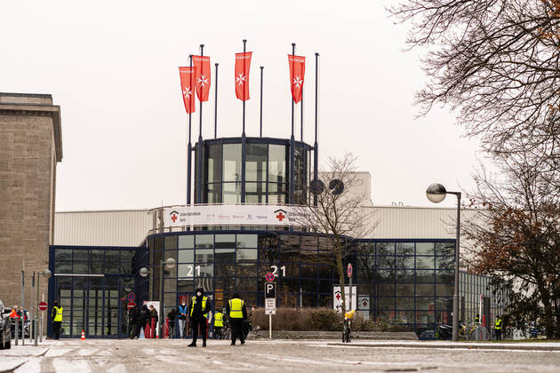 18.01.2021,Berlin,Deutschland,GER,Messe Berlin, Halle 21.Heute beginnt das Impfen gegen Corona auf dem Messegelände am Funkturm. Bis zu 3.800 Menschen können hier täglich bei voller Auslastung geimpft werden.