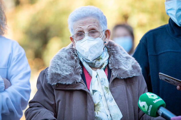 Araceli, 96, who was the first woman to be vaccinated against Covid-19 in Spain, offers statements to the media after receiving the second dose of the Pfizer-BioNTech vaccine, at the Los Olmos nursing home in Guadalajara, Castilla La-Mancha, Spain, on January 18, 2021 18 JANUARY 2021;CORONAVIRUS VACCINATION;SECOND DOSE RAFAEL MARTÃN LagenciaEP 01 18 2021 Guadalajara (Castilla-La Mancha) Guadalajara (Castilla-La Mancha) Spain Copyright: xRAFAELxMARTÃNx 3521902