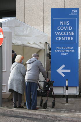 . 18 01 2021. London, United Kingdom. Wembley Vaccine Centre. Covid-19 vaccination centre opens in Wembley  xMartynxWheatleyx xi-Imagesx IIM-21986-0005