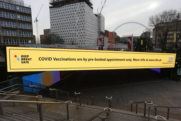 . 18 01 2021. London, United Kingdom. Wembley Vaccine Centre. Covid-19 vaccination centre opens in Wembley  xMartynxWheatleyx xi-Imagesx IIM-21986-0015