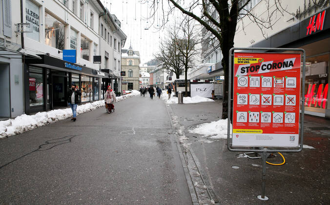 Foto Manuel Geisser 18.01.2021 Baden AG : Schweiz mit zweitem Lockdown . Coronavirus . Badener Innenstadt
