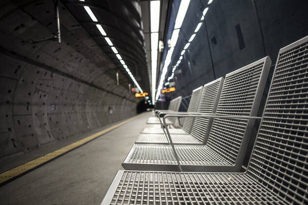 Ausgangssperre Corona Lockdown Köln Deutschland 18.01.2021 U-Bahn Kartäuserhof Köln