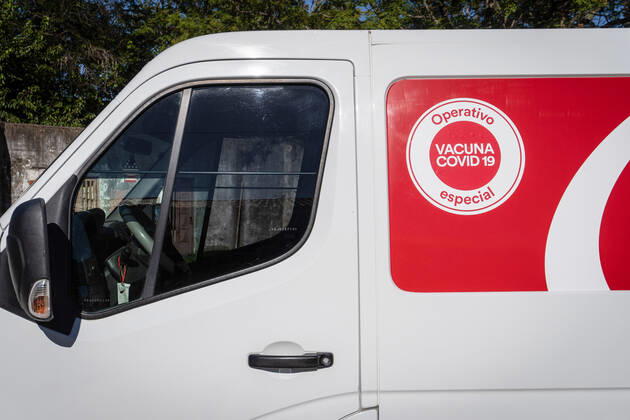 January 19, 2021, Firmat, Santa Fe, Argentina: A van used for the transportation of the Sputnik V COVID-19 vaccine is identified by a plotted sign reading COVID-19 Vaccine Special Operation..The second parcel of the Sputnik V COVID-19 vaccine is being delivered throughout the country to finish the first phase of the vaccination campaign, which involved the immunization of 300,000 healthcare and essential workers. Firmat Argentina - ZUMAs197 20210119_zaa_s197_029 Copyright: xPatricioxMurphyx