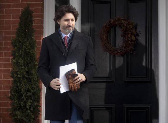 January 19, 2021, Ottawa, on, Canada: Canadian Prime Minister Justin Trudeau walks to the podium from Rideau cottage for a news conference, Tuesday, January 19, 2021 in Ottawa. Ottawa Canada  - ZUMAc35_ 20210119_zaf_c35_004 Copyright: xAdrianxWyldx