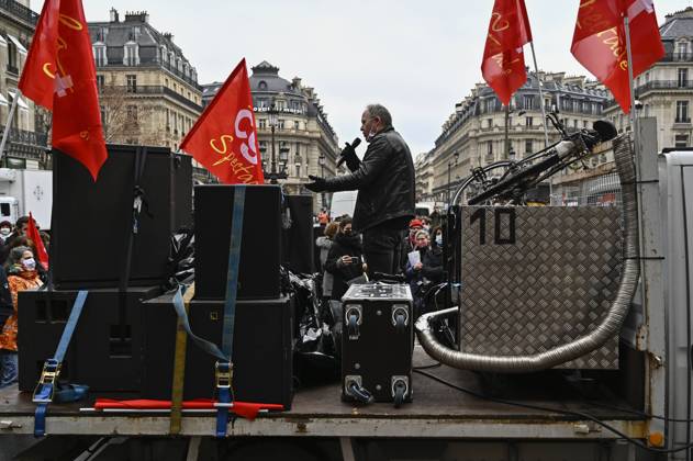 Speech by Denis Gravouil, from the union of entertainment professionals SG-CGT, at the call of the CGT-Spectacle, to denounce the government s policy against the cultural sector, in Paris on January 19, 2021.  JulienxMattiax xLexPictorium LePictorium_0240469
