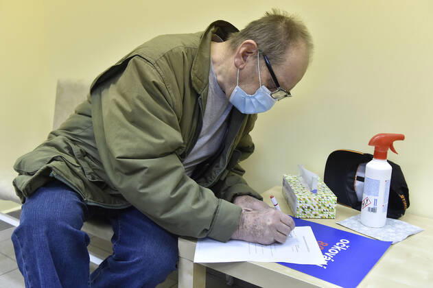 The South Moravian Region starts vaccination of people aged over 80 against coronavirus in Tesany, Czech Republic on January 20, 2021. (CTKxPhoto VaclavxSalek) CTKPhotoP202101200237801  sal 15