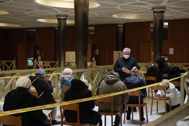 January 20,2021 : Cardinal Konrad Krajewski during the vaccination in the Paul VI Hall with some homeless people in the Vatican  Copyright: x VATICANxMEDIAx CPPx xIPAx x CatholicxPressxPhotox