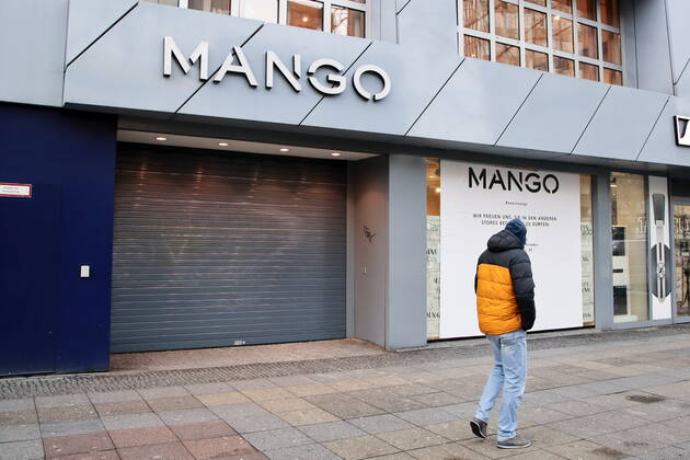 20.01.2021, Berlin, Deutschland - Lockdown aufgrund der Corona-Pandemie in Deutschland. Foto: Geschlossener Mango-Store in der Tauentzienstrasse.