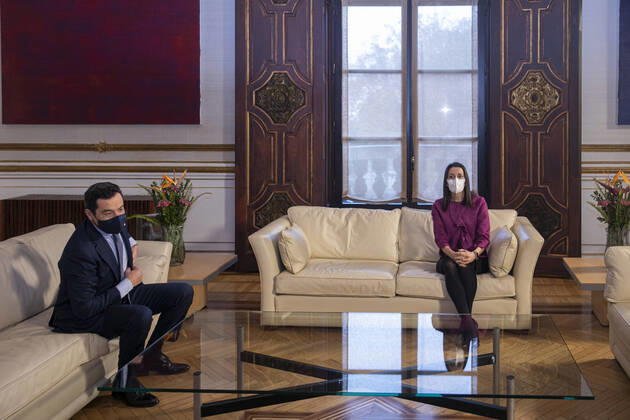 The President of the Junta de Andalucia, Juanma Moreno (i) during the meeting with the President of Ciudadanos (Cs), Ines Arrimadas (d), at the Palacio de San Telmo, Seville (Andalucia, Spain), on January 20, 2021. 20 JANUARY 2021 Maria Josà Lopez LagenciaEP 01 20 2021 Seville (Andalusia) Seville (Andalusia) Spain Copyright: xMariaxJosà xLopezx 3524757