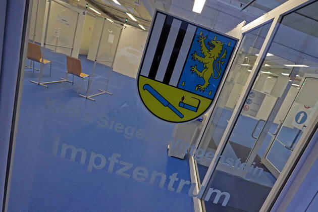 Das Gebaeude des Impfzentrums vom Kreis Siegen-Wittgenstein in Eiserfeld Corona Impfzentrum am 20.01.2021 in Siegen Deutschland.