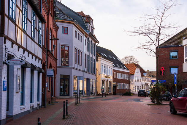 Eckernförde an der Ostseeküste zum Lockdown eine fast leere Innenstadt, die meisten Geschäfte geschlossen, ein großes Problem für den Einzelhandel