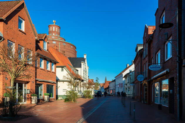 Eckernförde an der Ostseeküste zum Lockdown eine fast leere Innenstadt, die meisten Geschäfte geschlossen, ein großes Problem für den Einzelhandel
