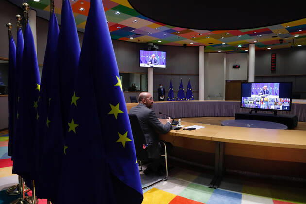 News Bilder des Tages (210122) -- BRUSSELS, Jan. 22, 2021 -- European Council President Charles Michel chairs a video conference on COVID-19 in Brussels, Belgium, Jan. 21, 2021. Members of the European Council on Thursday night held a video conference, during which EU leaders discussed coordination on the response to the COVID-19 pandemic. ( Handout via Xinhua) EUROPE-EU-VIDEO CONFERENCE-COVID-19 EuropeanxUnion 