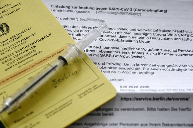 Einladung zur Impfung gegen SARS-CoV-2. (Themenbild, Symbolbild)