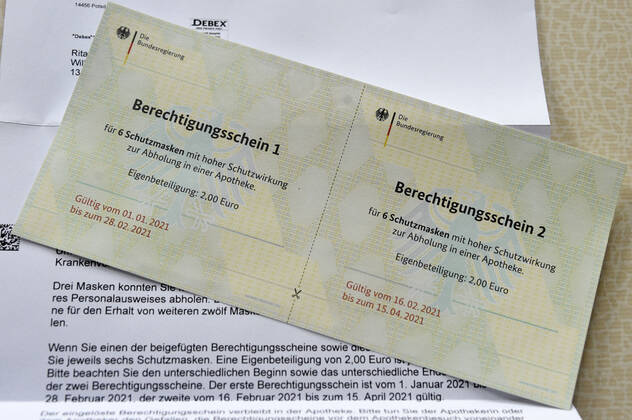 Berechtigungsschein für die Abholung kostenloser Schutzmasken in Apotheken. (Themenbild, Symbolbild)