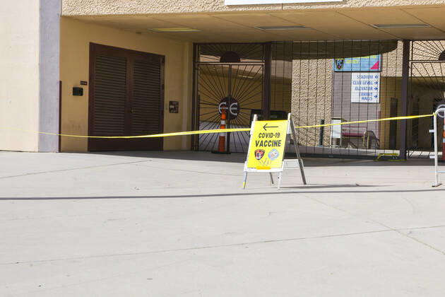 Las Vegas NV - January 22: The Cashman Center Covid-19 vaccination site will be closed for the weekend and reopen Monday in Las Vegas, NV on January 22, 2021. Copyright: xDeeCeexCarter MediaPunchx