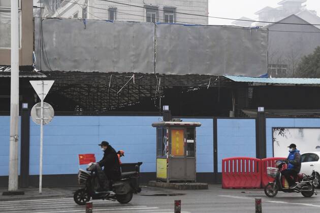1 year passes since Wuhan lockdown, original epicenter of new coronavirus Photo taken in Wuhan shows a closed seafood wholesale market on Jan. 23, 2021, a year after a drastic lockdown was imposed on the Chinese city known as the original epicenter of the novel coronavirus. 