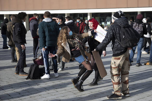 People gathered in Rennes west of France, on January 23, 2021, in support of arrested after the rave party in Lieuron neard Rennes, which was held at New Year s Eve, with around 2,400 participants.  Copyright: xJeremiasxGonzalezx
