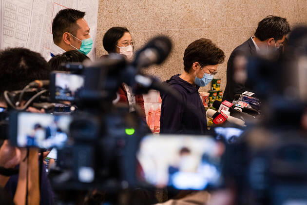 January 23, 2021, Hong Kong, China: Carrie Lam, Hong Kong s Chief Executive wearing a face mask speaks to the media after inspecting an area in Jordan locked down by the government to contain the coronavirus (Covid-19) outbreak..Hong Kong has imposed its first Covid-19 lockdown in a densely-populated area to curb the spread of the coronavirus. Hong Kong China - ZUMAs197 20210123_zaa_s197_059 Copyright: xIsaacxWongx