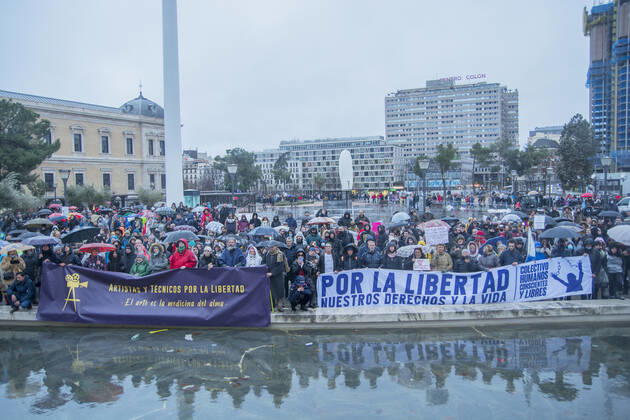 Denialist demonstration takes back the streets of Madrid at the height of the third wave - Madrid Spain Copyright: AlbertoxSibaja