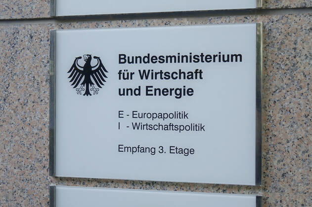 Bundesministerium für Wirtschaft und Energie Bundesministerium für Wirtschaft und Energie, 03.10.2020, Moabit, Spreebogen, Berlin, Das Bundesministerium für Wirtschaft und Energie ist eine oberste Bundesbehörde.