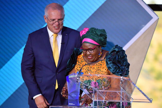 2021 AUSTRALIAN OF THE YEAR AWARDS, Prime Minister Scott Morrison with 2021 Local Hero winner Rosemary Kariuki during the 2021 Australian of the Year Awards at the National Arboretum in Canberra, Monday, January 25, 2021. ( NO ARCHIVING, EDITORIAL USE ONLY, NO USE IN BOOKS WITHOUT CONSENT CANBERRA ACT AUSTRALIA  Copyright: xMICKxTSIKASx 20210125001515976544