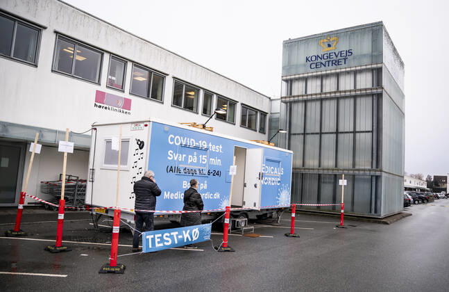 News Bilder des Tages Medicals Nordic testcenter ved Kongevejscentret i Hoersholm, mandag den 25 janaur 2021. Medicals Nordic, der staar for test ved nogle af SOS Internationals centre, oplyser i en pressemeddelelse, at firmaet oejeblikkeligt stopper brugen af WhatsApp, naar der internt kommunikeres om positive testresultater.. , Copenhagen Denmark