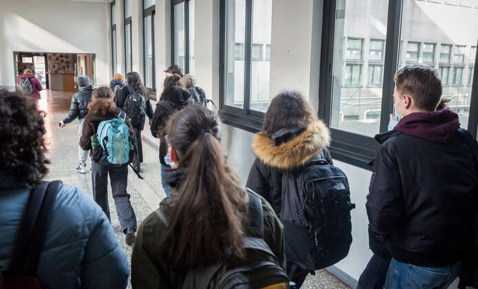 Milan. Students restart their lessons in class at the Liceo Carducci Lombardia Orange Zone Editorial Usage Only  Copyright: xCarloxCozzolix xIPAx