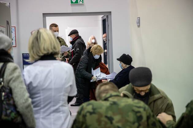 Start of the vaccinating as a part of the national COVID-19 immunization programme for citizens aged over 80 Start of the vaccinating as a part of the national COVID-19 immunization programme for citizens aged over 80 on January 25, 2021 in Bialystok, Poland. EN_01462016_0117 