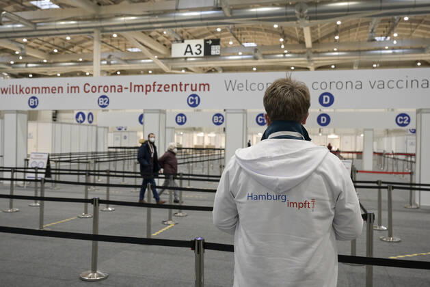GERMANY, corona virus GERMANY, Hamburg, corona pandemic, largest vaccination center in germany, for daily max 7000 people