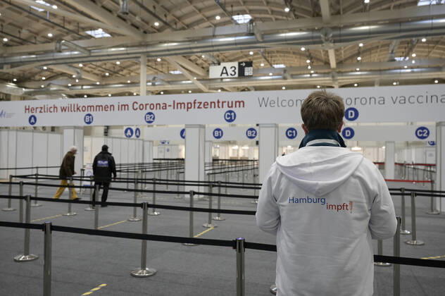 GERMANY, corona virus GERMANY, Hamburg, corona pandemic, largest vaccination center in germany, for daily max 7000 people