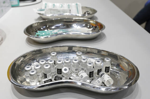 GERMANY, corona vaccine GERMANY, Hamburg, corona pandemic, largest vaccination center in Germany, for daily max 7000 people, vaccine Comirnaty of Biontech Pfizer