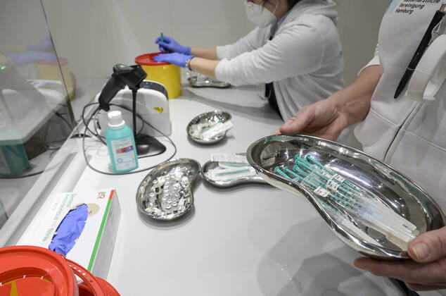GERMANY, corona vaccine GERMANY, Hamburg, corona pandemic, largest vaccination center in Germany, for daily max 7000 people, vaccine Comirnaty of Biontech Pfizer