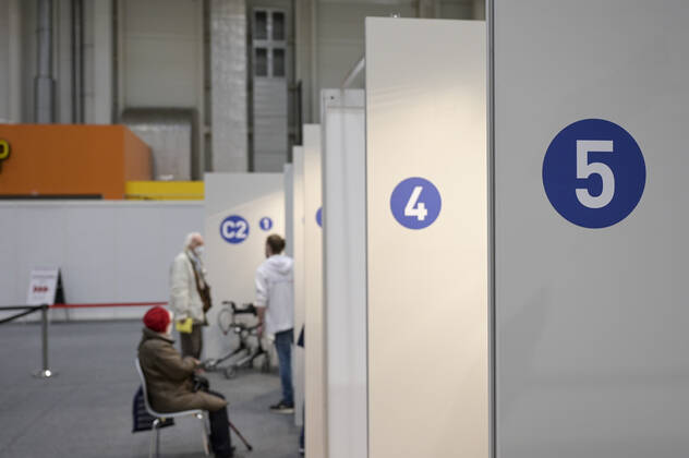 GERMANY, corona virus GERMANY, Hamburg, corona pandemic, largest vaccination center in germany, for daily max 7000 people