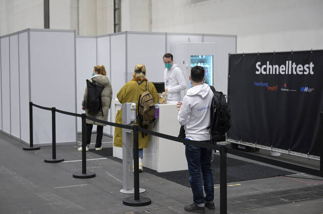 GERMANY, corona virus GERMANY, Hamburg, corona pandemic, largest vaccination center in germany, for daily max 7000 people