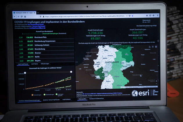 Coronavirus in Deutschland - COVID-19 Impfungen -Dashboard 28.01.2021: Esri Deutschland GmbH auf Basis des Digitalen Impfquotenmonitoring zur COVID-19-Impfung des RKI - Anzahl Erstimpfungen: 1.738.236 Veränderungen zum Vortag: 49.081 Anzahl Zweitimpfungen: 366.081 Veränderungen zum Vortag: 43.106 Datenstand vom 28.01.2021.