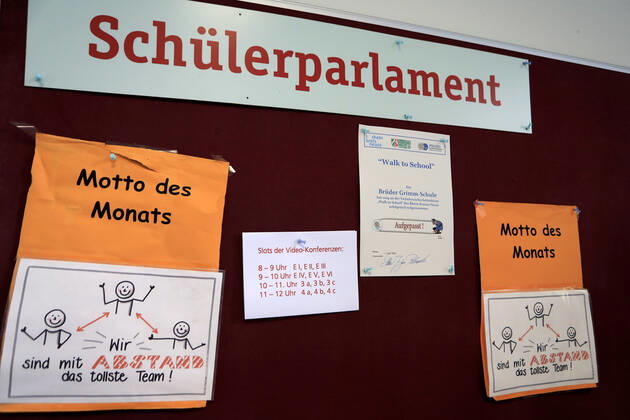 SCHUL LOCKDOWN Schul Lockdown Gebrueder Grimm Schule in Meerbusch Buederich Januar 2021 am 29.Januar 2021 in Meerbusch