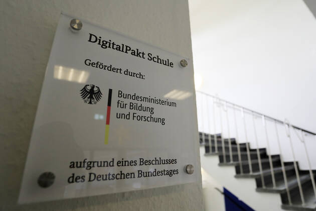 SCHUL LOCKDOWN Schul Lockdown Gebrueder Grimm Schule in Meerbusch Buederich Januar 2021 am 29.Januar 2021 in Meerbusch