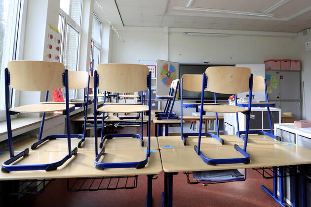 SCHUL LOCKDOWN Schul Lockdown Gebrueder Grimm Schule in Meerbusch Buederich Januar 2021 am 29.Januar 2021 in Meerbusch