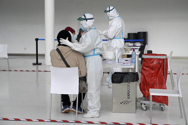 Mass screening device to detect asymptomatic cases of coronavirus in A Coruna, Galicia (Spain), January 30, 2021. The Sergas has carried out this Saturday a mass screening of people aged between 18 and 60 years by antigen test, with the aim of detecting new cases of coronavirus that do not present symptoms. The device has been installed in Expocoruna. 30 JANUARY 2021;A CORUNA;GALICIA;SCREENING;MASS SCREENING;ANTIGEN TEST;HEALTH;EPIDEMIC;PANDEMIC;CORONAVIRUS M. Dylan LagenciaEP 01 30 2021 MADRID MADRID Spain Copyright: xM.xDylanx 3540433