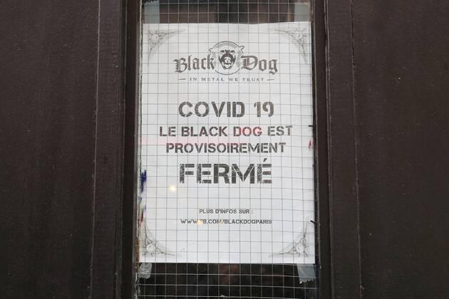 Fermeture des cafes et des restaurants pendant l epidemie de covid-19 NEWS: Fermeture des cafes et des restaurants- Paris- 01 02 2021 JonathanRebboah Panoramic  PESRK24022012