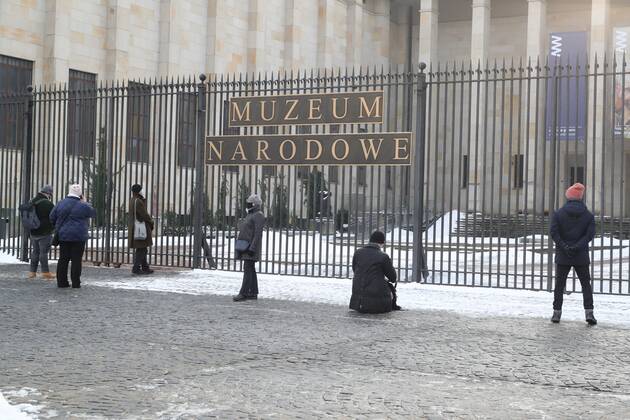 Museums and art galleries are open again to the public Museums and art galleries are open again to the public while maintaining the sanitary regime on February 02, 2021 in as the restrictions caused by Covid-19 loosen. Visitors in the National Museum in Warsaw EN_01463024_0002 
