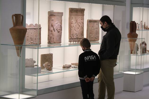 Museums and art galleries are open again to the public Museums and art galleries are open again to the public while maintaining the sanitary regime on February 02, 2021 in as the restrictions caused by Covid-19 loosen. Visitors in the National Museum in Warsaw EN_01463024_0031 