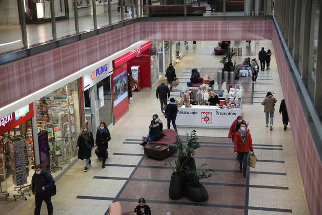 Shopping centres are open again Shopping centres are open again while maintaining the sanitary regime on February 02, 2021 in Krakow, Poland as the restrictions caused by Covid-19 loosen. EN_01462911_0026 